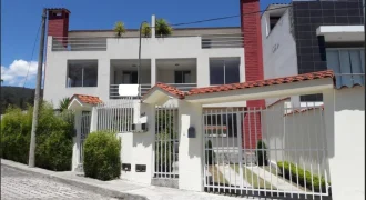 Hermosa casa de Venta en Conocoto